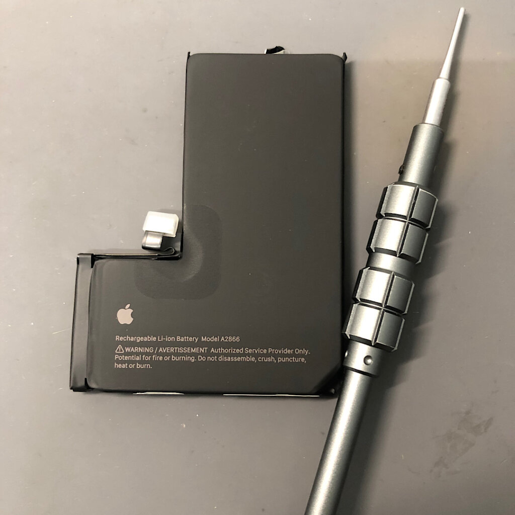 iPhone14Pro バッテリー交換