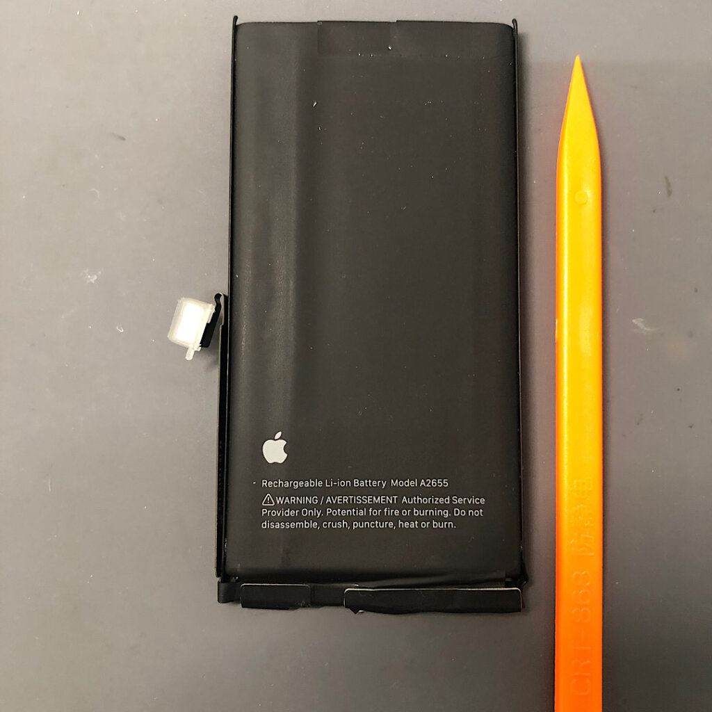 iPhone13のバッテリー交換