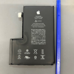iPhone12ProMax のバッテリー交換