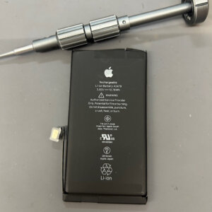 iPhone12 バッテリー交換