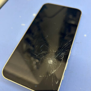 iPhone13ミニ 液晶交換