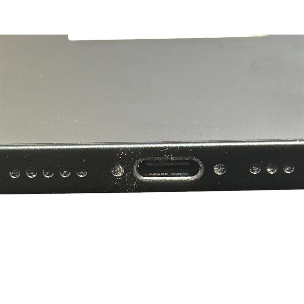 iPhone15のドックコネクタ交換