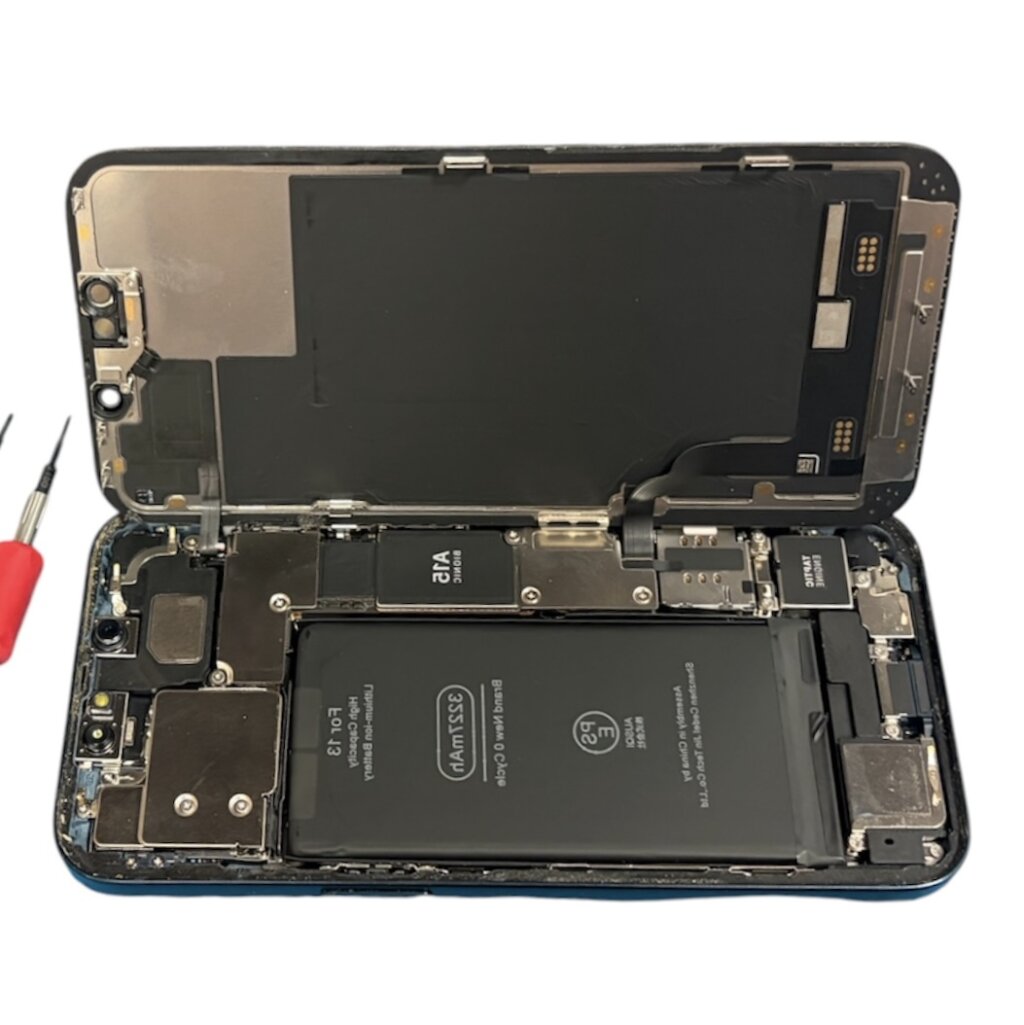 iPhone13　バッテリー交換