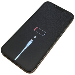 iPhone13 Pro 突然電源が落ちて充電マークのまま起動しない症状をバッテリー交換で改善