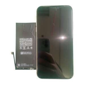 iPhone12　バッテリー交換
