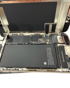 iPhoneSE3 バッテリー交換
