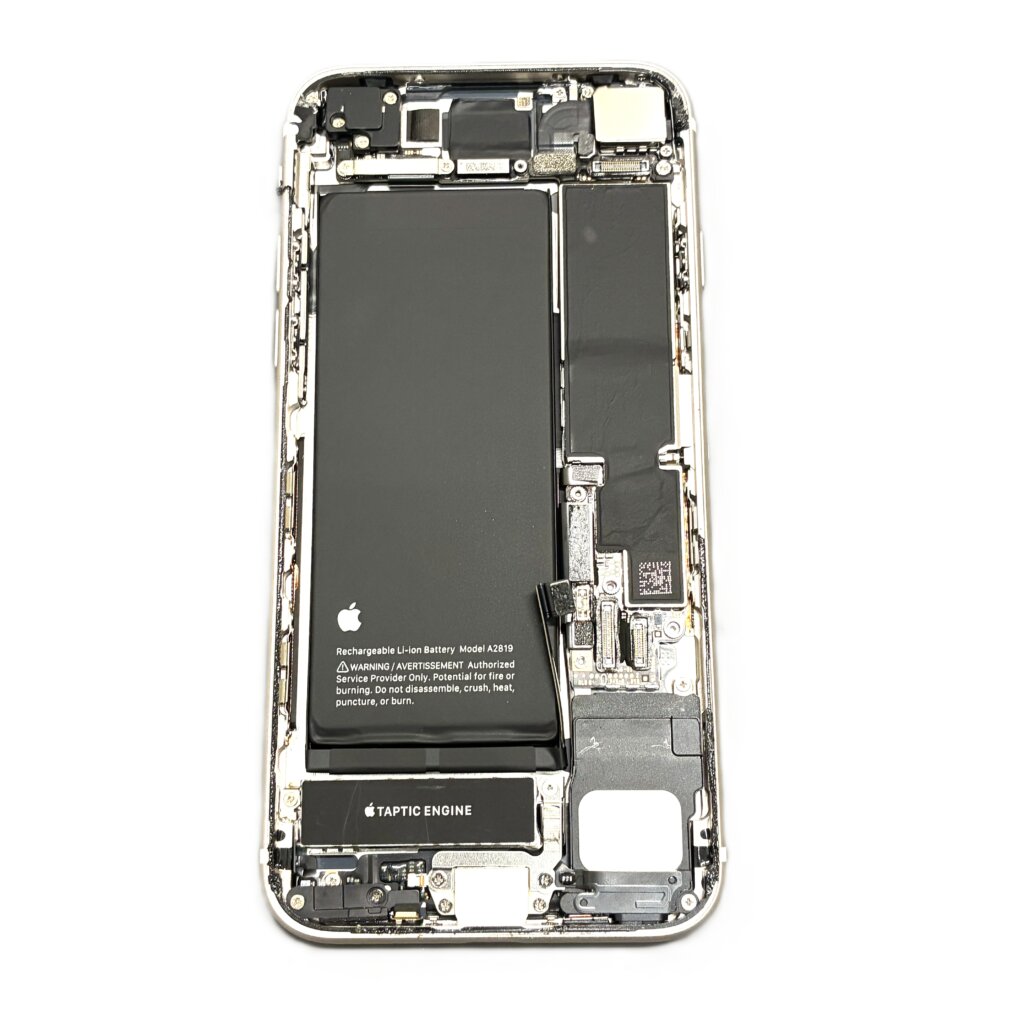 iPhone SE（第3世代）液晶パネル交換修理