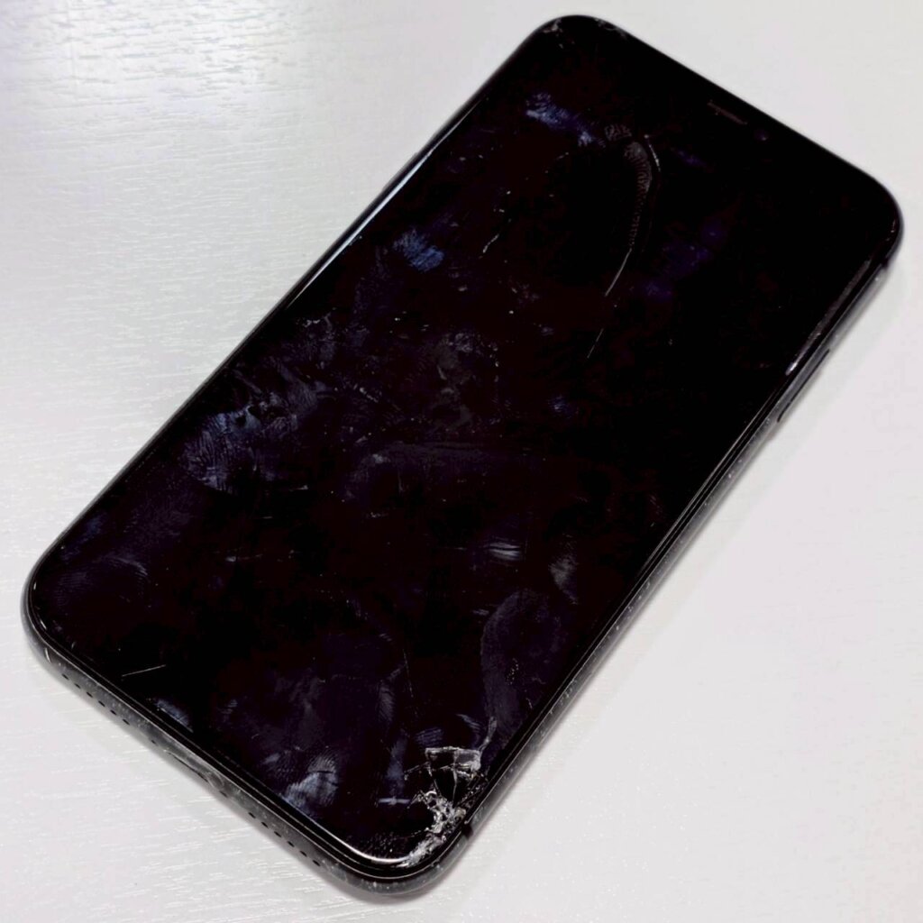 iPhone11Pro フロントパネル交換