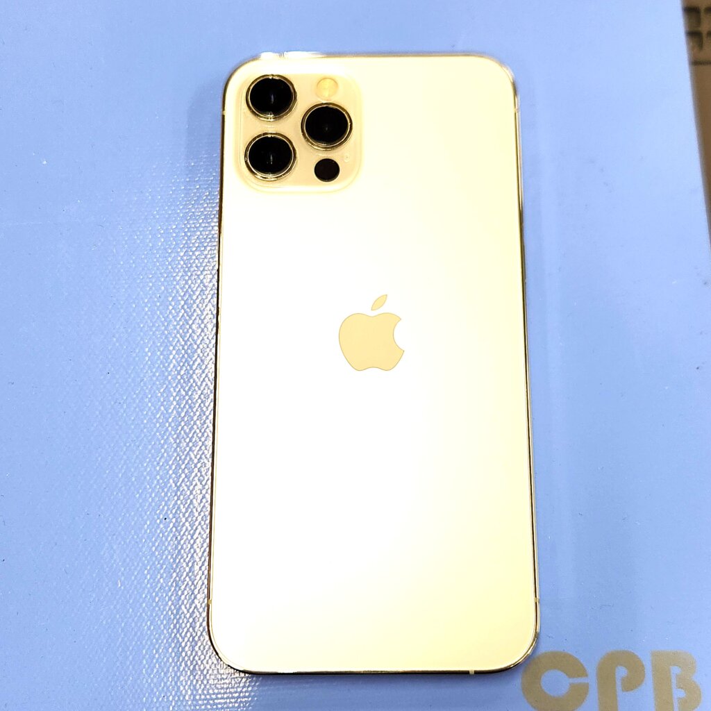 【iPhone12Pro バッテリー交換】充電の減りが早くなった端末を約1時間で交換！｜伊勢崎市新栄町
