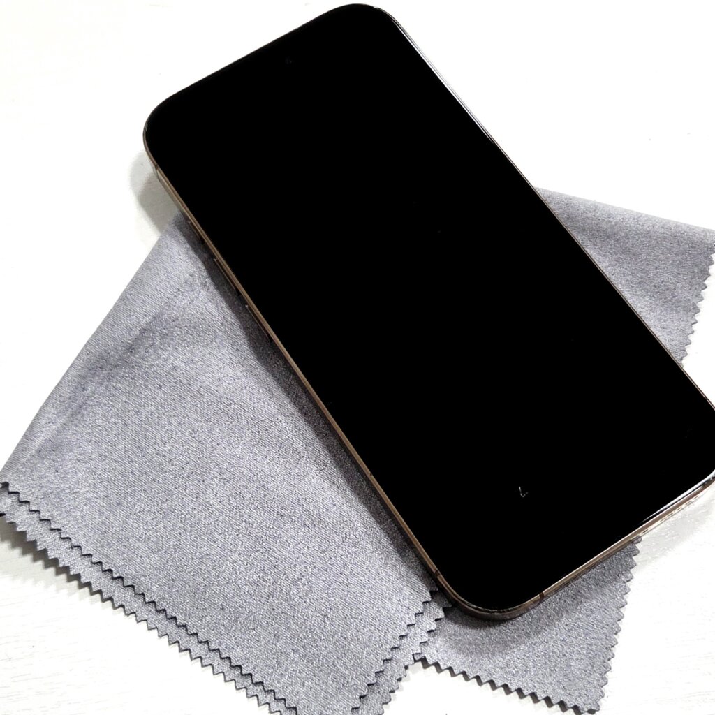 iPhone15 フロントパネル交換