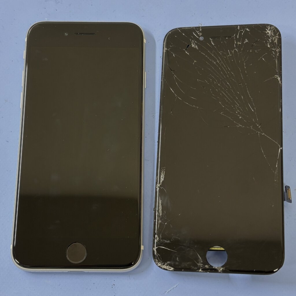 【iPhoneSE2 フロントパネル交換】画面割れをきれいに改善！｜伊勢崎市境上渕名