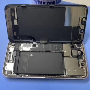 iPhone13miniバッテリー交換 | 龍ケ崎市| 液晶パネル交換もご予約にて即日対応致します！