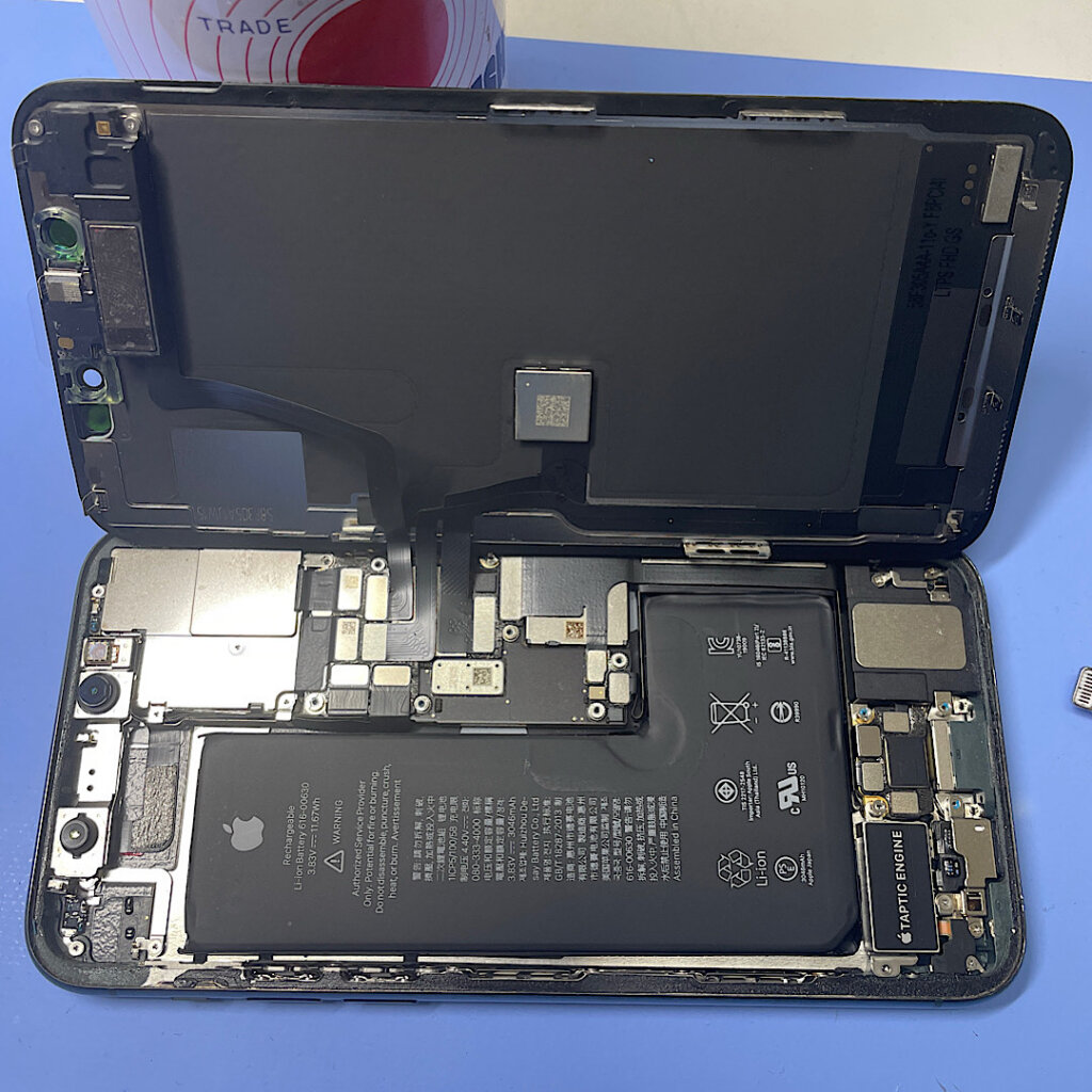 iPhone11pro電池劣化 バッテリー交換| 龍ケ崎市| 液晶パネル交換も即日お渡しで修理対応しております‼︎