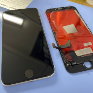 iPhoneSE2  ホームボタン交換| 青梅市滝ノ上町| ホームボタン交換もご予約で即日修理対応しております!