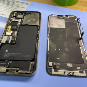 iPhone13Pro ブラックアウト液晶交換修理｜武蔵村山市緑ヶ丘｜液晶交換も即日お渡しで修理対応！