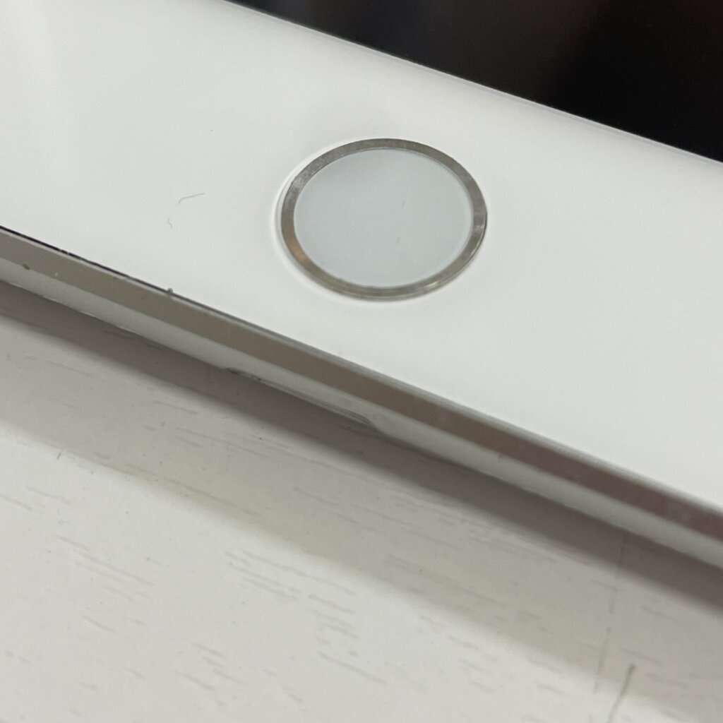 【データそのまま!!】iPad6　ドッグコネクター修理