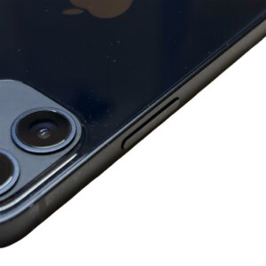 【お盆期間も修理は当店へ！】iPhone12 音量ボタン修理