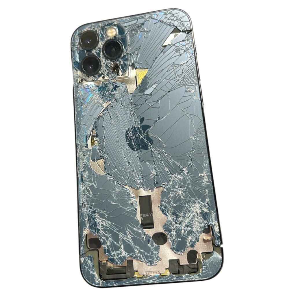iPhone12（アイフォン12）基板修理・外装破損