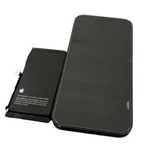 【即日修理！】iPhone13　バッテリー交換