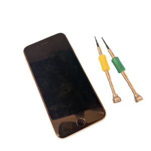iPhoneSE2　液晶交換