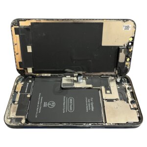 iPhone 12 Pro Max バッテリー交換｜バッテリー劣化・電池の減りが早い症状を修理