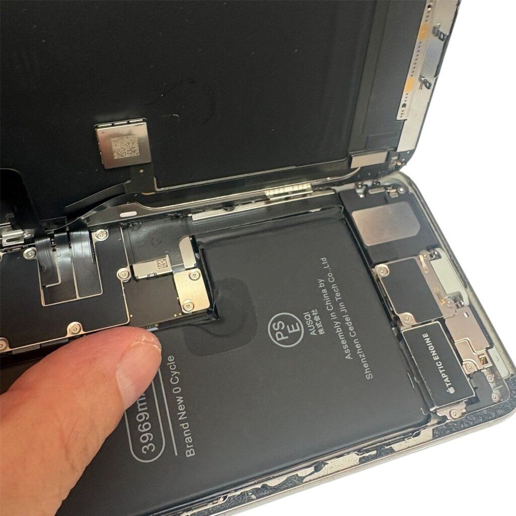 バッテリー交換 【iPhoneXsMAX 】