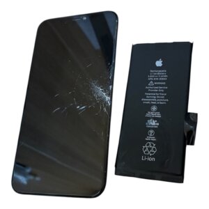 【即日対応】 iPhone11 パネルとバッテリー交換