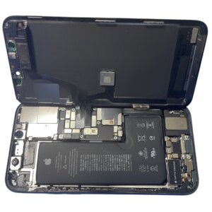 iPhone11pro電池劣化 バッテリー交換| 龍ケ崎市| 液晶パネル交換も即日お渡しで修理対応しております‼︎