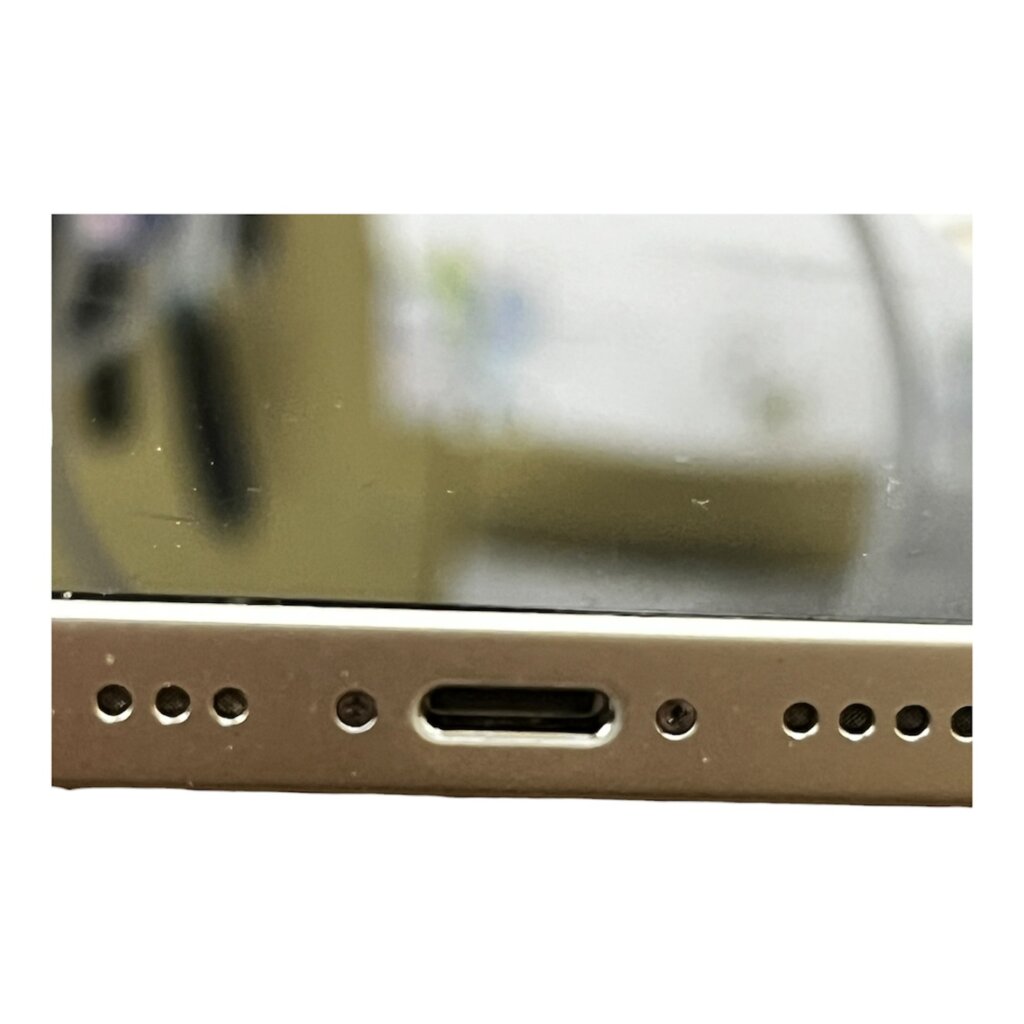 iPhone 13 ライトニング清掃