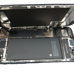 iPhoneSE3 バッテリー交換