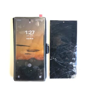 【Galaxy S24 Ultra 液晶交換】大きく破損した画面を交換して操作できる状態へ！｜太田市飯田町