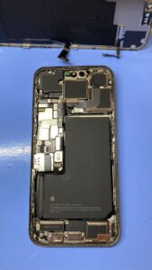 【iPhone15Pro バッテリー交換】電池の持ちを改善！｜伊勢崎市宮前町