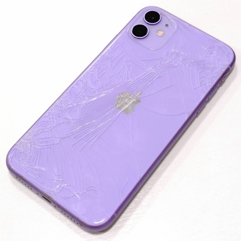 iPhone11 背面ガラス交換
