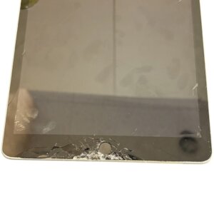 iPad 8 液晶交換