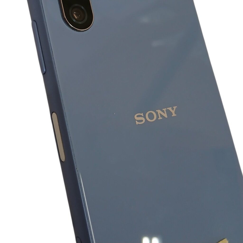 Xperia 10 Ⅲ　電源ボタン