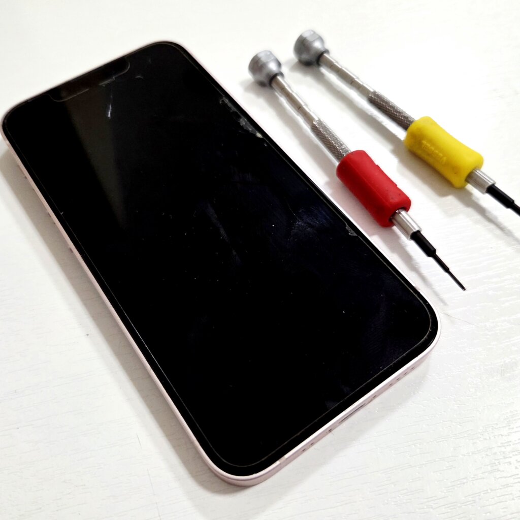 iPhone13mini 液晶交換