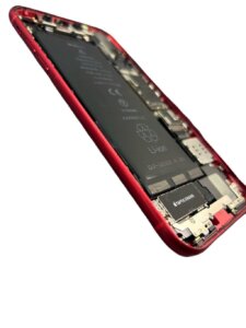 iPhone11 膨らんだバッテリー交換