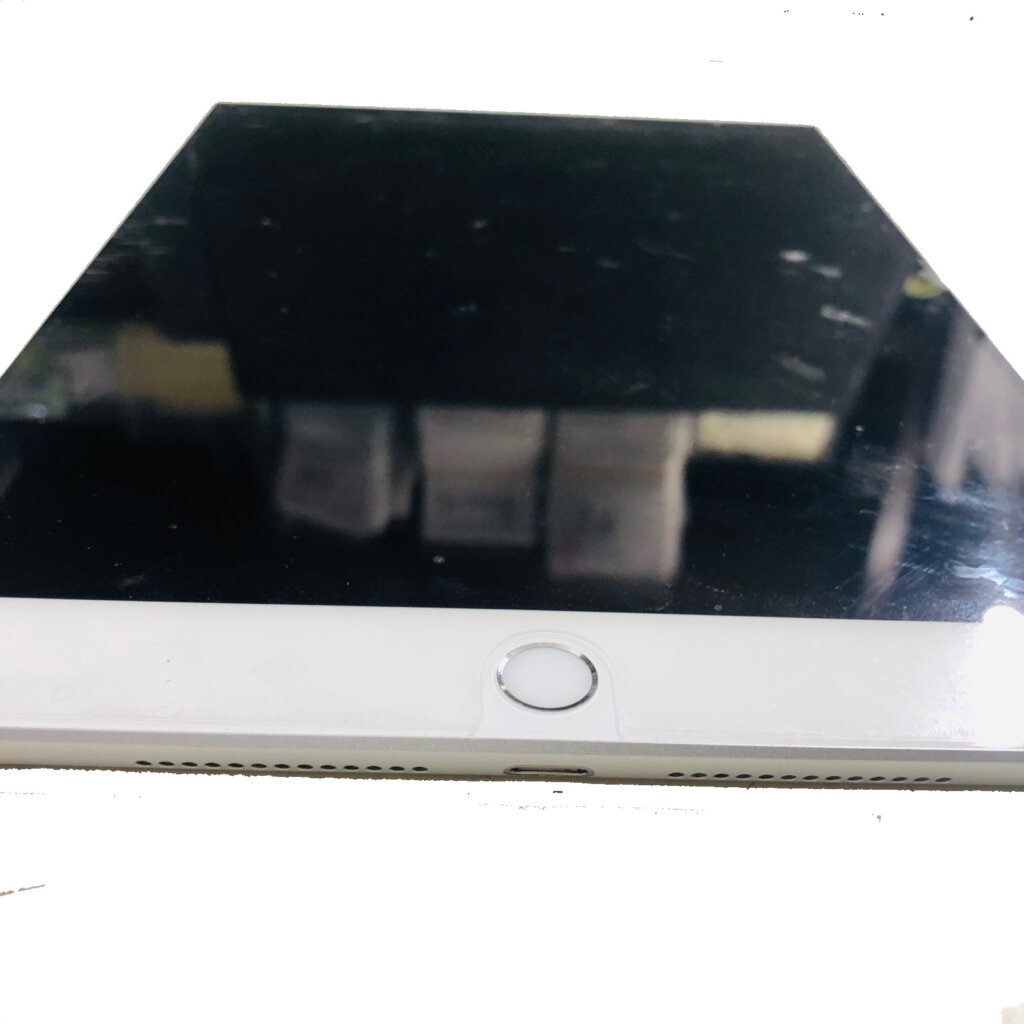 iPad 第7世代 ドックコネクタ交換（充電不良）