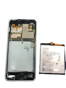 Androidスマホ AQUOSバッテリー交換