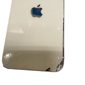 iPhone15背面パネル交換修理| 龍ケ崎市|
