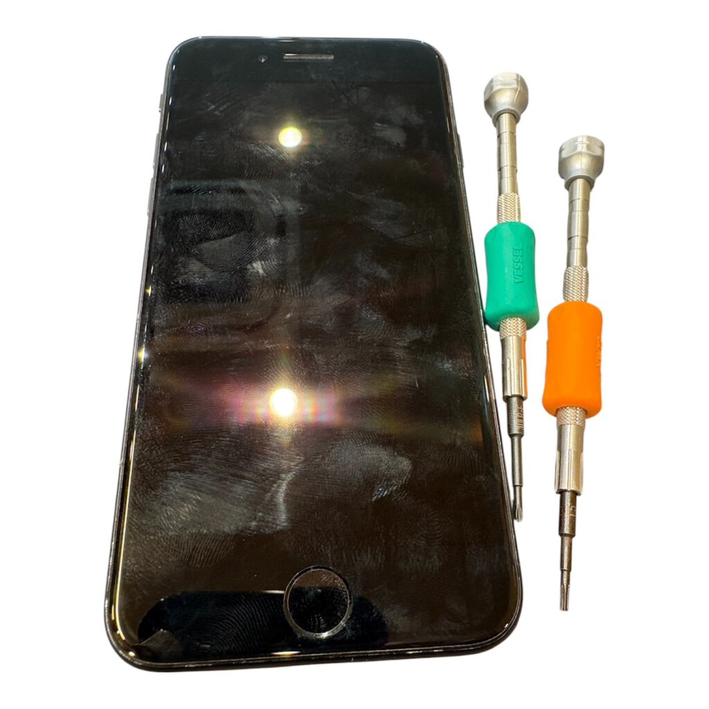 iPhoneSE2 パネル交換