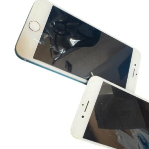 フロントパネル割れ・ ガラス交換 【iPhone8】 強化ガラス取り付け