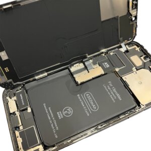 iPhone 13 Pro Max バッテリー交換｜電池交換・バッテリー劣化
