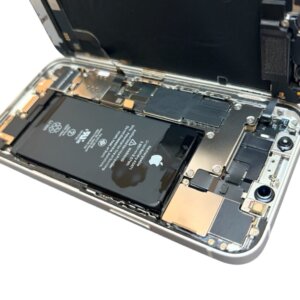 伊達市 iPhone 12 mini 水滴除去・水没初期症状緩和作業