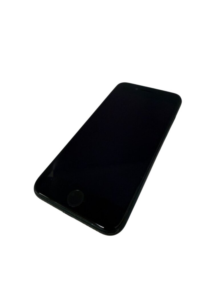 iPhoneSE3　パネル交換