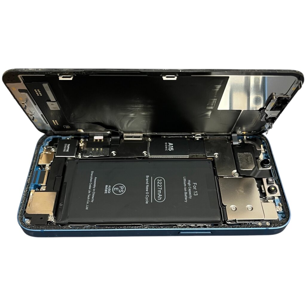 iPhone 13のバッテリー交換｜充電の減りが早い・最大容量80％以下なら交換がおすすめ