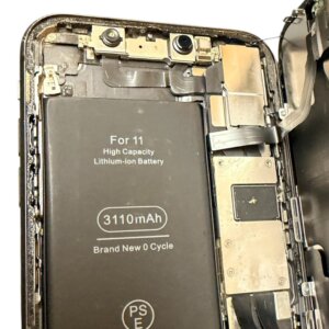 伊達市 iPhone11 バッテリー交換 最大容量70% 作業時間20分