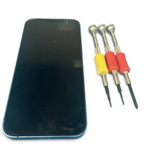 iPhone13液晶交換修理