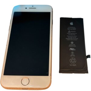 【即日修理！】iPhone8 液晶交換