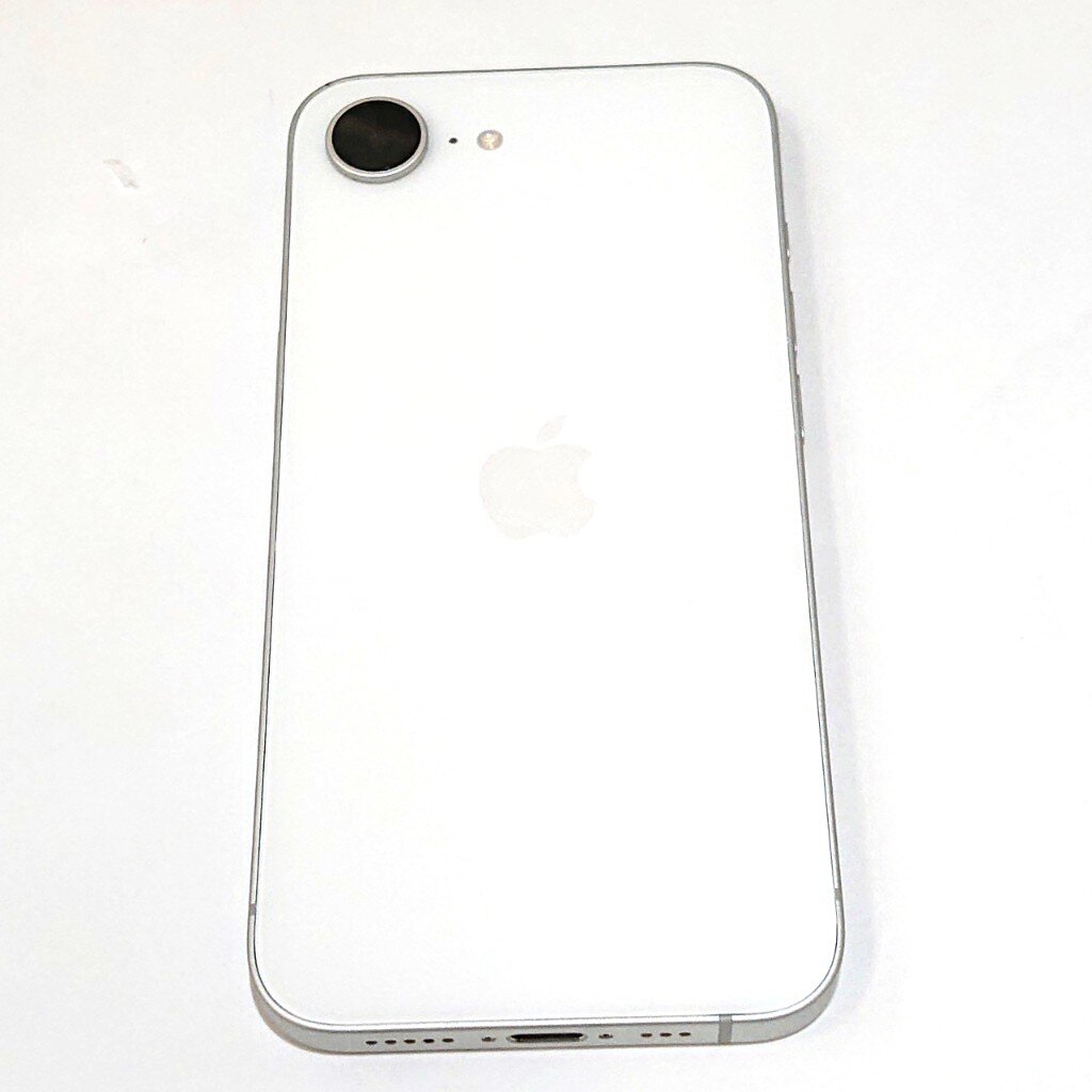 iPhone16e 充電接触不良 クリーニング